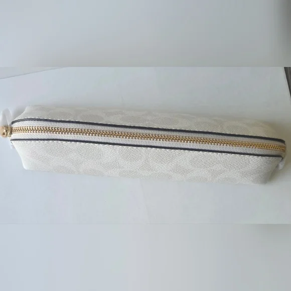 Coach Pencil Case In Signature Canvas NWT - Picture 3 of 5